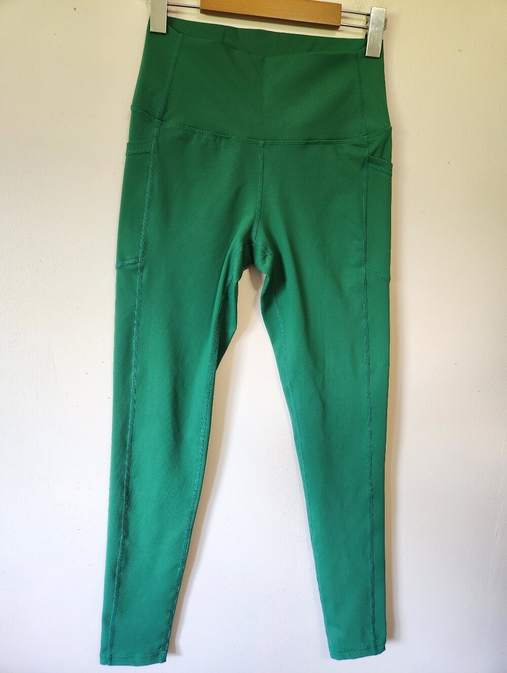 Buffbunny Green High Waisted Pocket Leggings Medium Athletic Gym Activewear